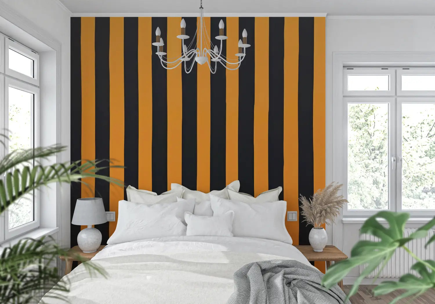 Papel pintado a rayas naranja y negro - pared de la cocina